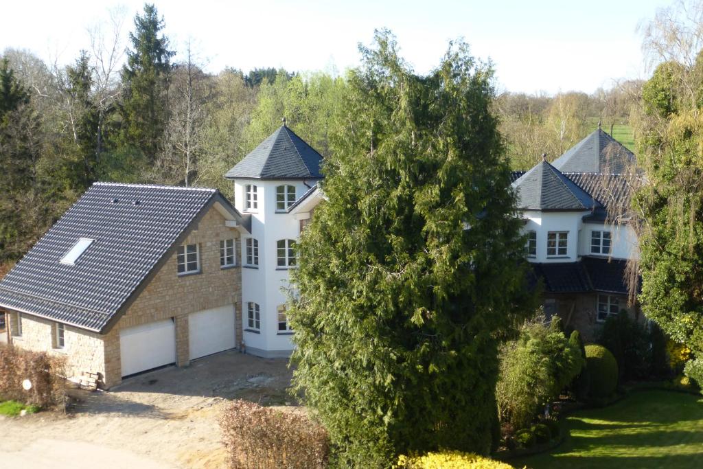 Maison de vacances Ferienwohnung am Eifelsteig Rommelweg 39 A, 52159 Roetgen