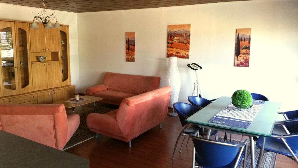 Appartements Ferienwohnung am Rauenhübel Zum Rauenhübel 41, 66333 Völklingen