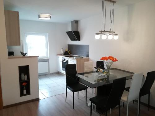 Appartement Ferienwohnung am Reinhardswald - Eichenlaub - 13 Reinhardswaldstraße Trendelburg