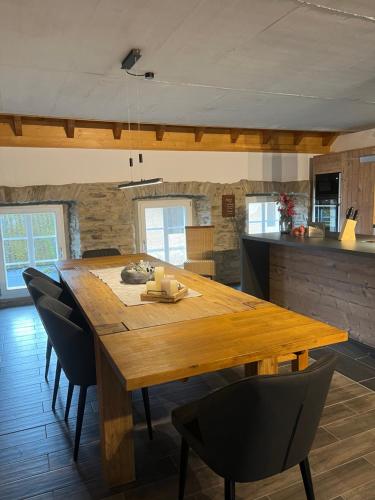 Appartement Ferienwohnung am Wald-und Wiesenkorb 7 Trierer Straße Kell