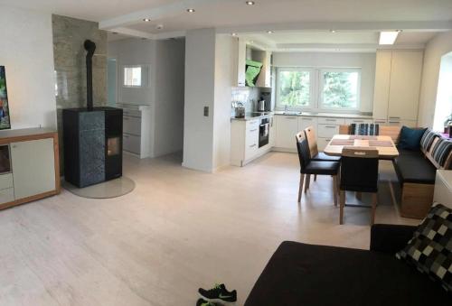 Appartement Ferienwohnung am Ziegelbach mit Balkon 8 Am Ziegelbach Zweite Etage Hechingen