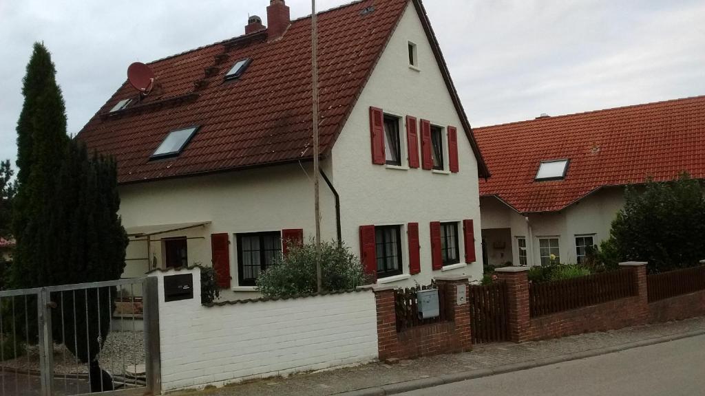Appartement Ferienwohnung an den Weinbergen 13 Neubergstraße, 55283 Nierstein