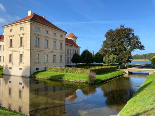 Appartement Ferienwohnung an der Stadtvilla Rheinsberg 1 Dr.-Martin-Henning-Straße Rheinsberg