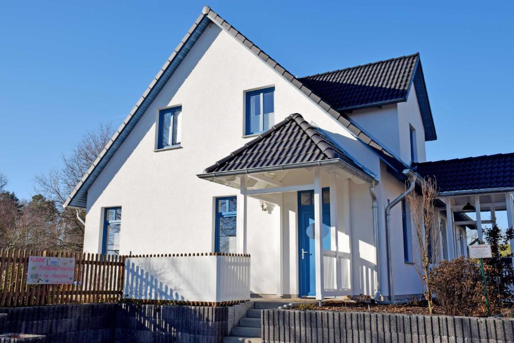 Appartement Ferienwohnung Anja Am Mühlengrund 14, 18586 Blieschow