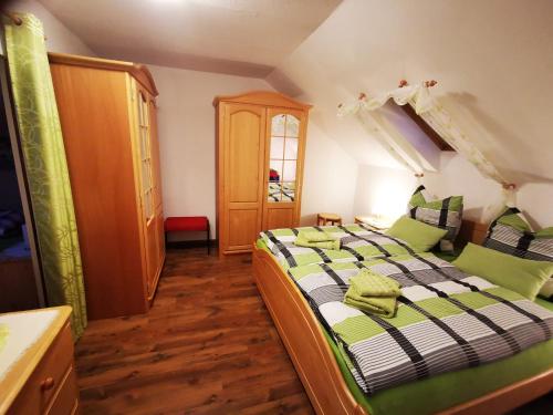Appartement Ferienwohnung auf dem Fischer-Hof 99 Dorfstraße OT Lauterbach Stolpen