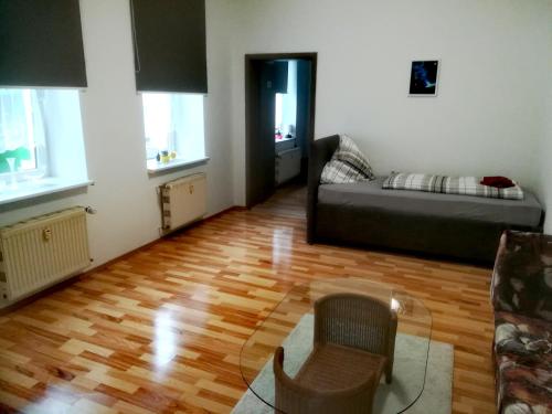 Appartement Ferienwohnung Axel - nahe Chemnitz 13 Straße des Friedens Limbach-Oberfrohna