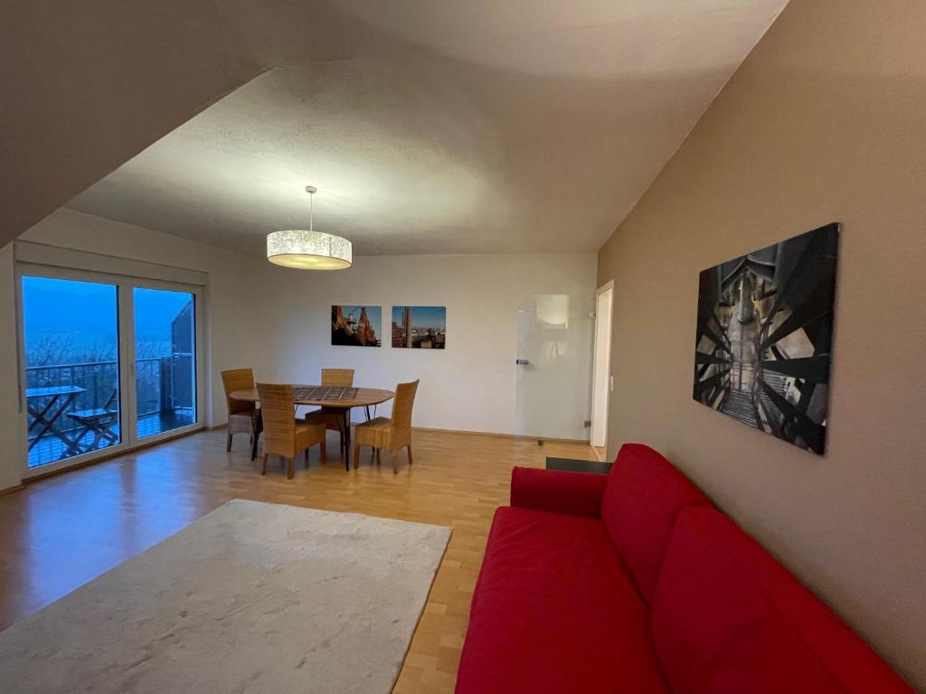 Appartement Ferienwohnung Balkonblick am Hirschberg 9 Bertha-von-Suttner-Straße, 66606 Saint-Wendel