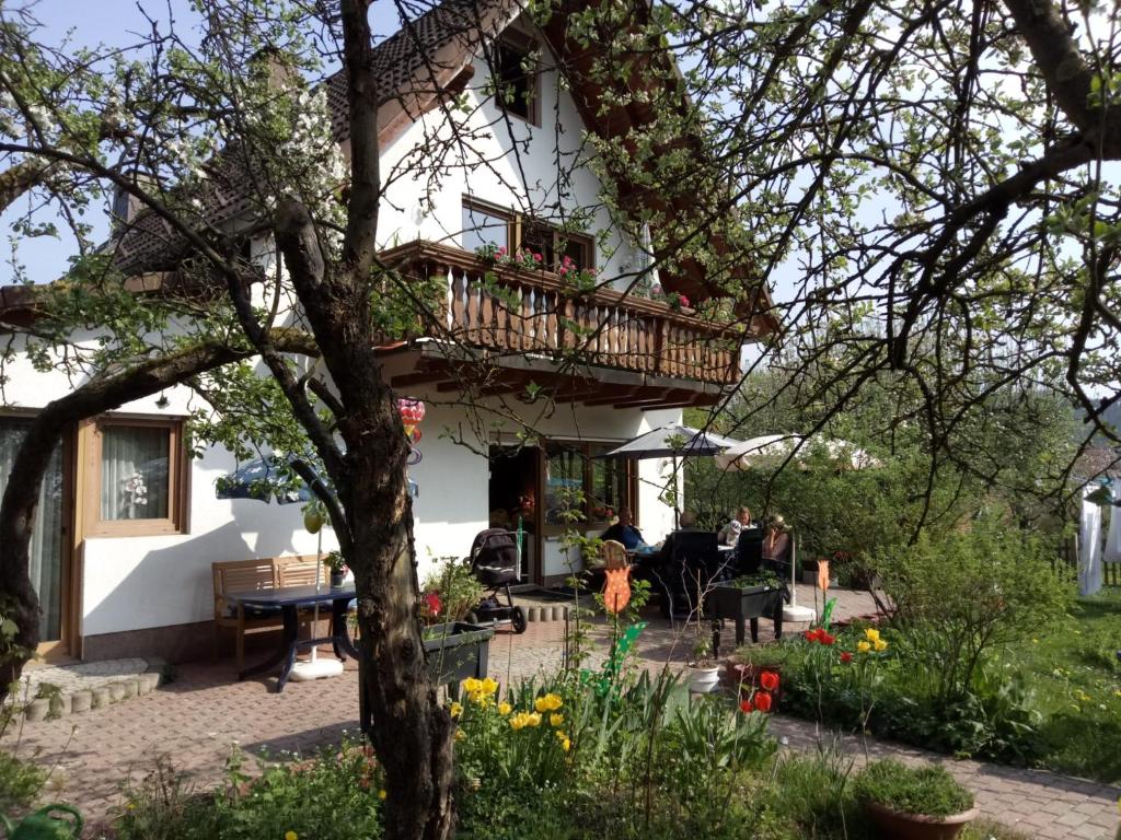 Appartement Ferienwohnung Beate Engelhardt 37 Heimbachstraße, 34549 Kleinern