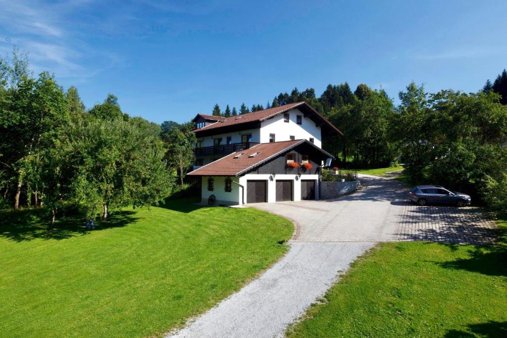 Appartement Ferienwohnung Bielmeier 36 Kleinrieder Straße, 94239 Zachenberg