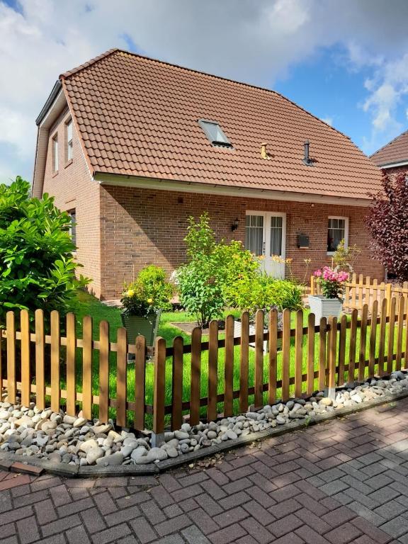 Appartement Ferienwohnung Birkenblick Heinrich-Reimers Str. 15, 26529 Marienhafe