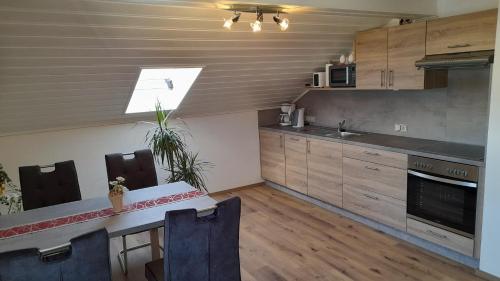 Appartement Ferienwohnung Brigitte 8 Frühlingstraße Schernfeld