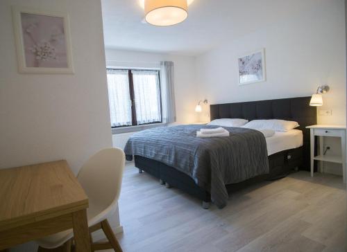 Appartement Ferienwohnung Charlotte Friedhofstraße 10 Weisenheim am Sand