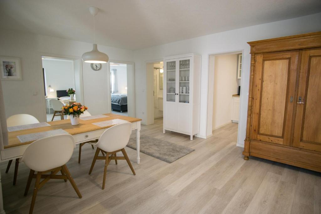 Appartement Ferienwohnung Charlotte Friedhofstraße 10, 67256 Weisenheim am Sand