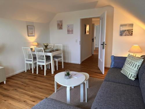 Maison de vacances Ferienwohnung Deichblick Seerosenstr. 22 Emden