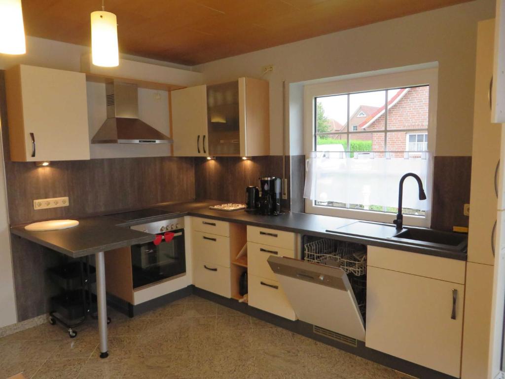 Appartement Ferienwohnung die Schöne Nordsee Weertohmsland 25, 26524 Hage