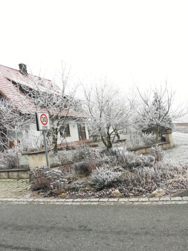 Appartement Ferienwohnung Eibenweg Eibenweg 2 Gebsattel