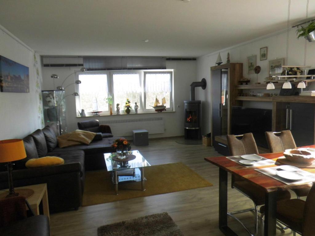 Appartement Ferienwohnung-Eifelpanorama Auf dem Wickchen 19, 54584 Gönnersdorf