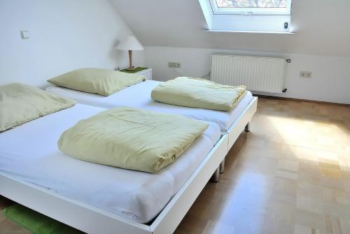 Appartement Ferienwohnung Emmerich 23 Frankenstraße Seinsheim