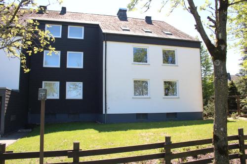 Appartement Ferienwohnung Erholung in Altastenberg 1 Lenneblick Winterberg