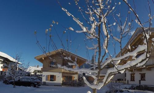 Appartements Ferienwohnung F9 Frühlingstraße 9 Garmisch-Partenkirchen