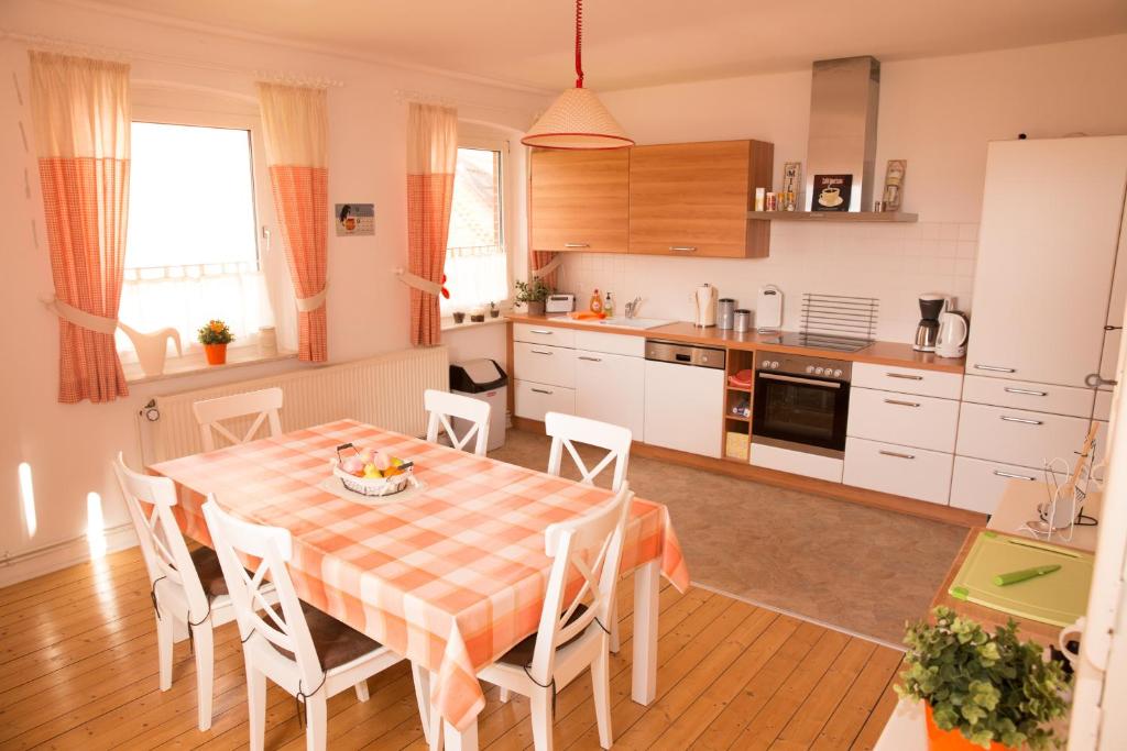Appartement Ferienwohnung Falk 24 Dorfstraße 1. Etage, 31556 Wölpinghausen