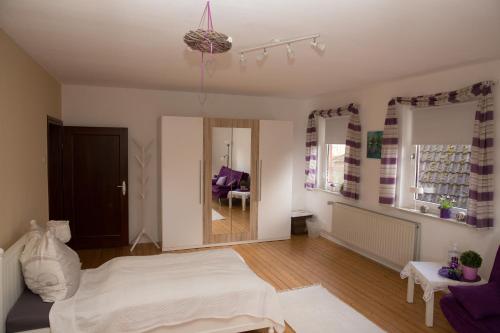 Appartement Ferienwohnung Falk 24 Dorfstraße 1. Etage Wölpinghausen