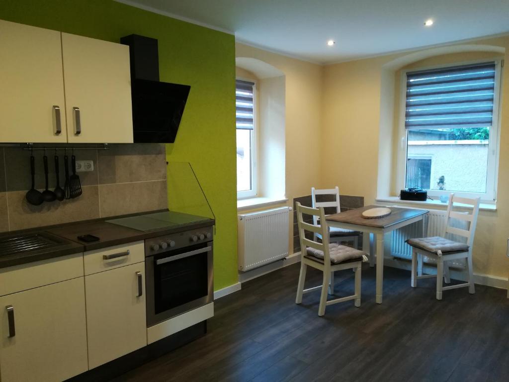 Appartement Ferienwohnung Fam. Hähle 2 Kindergartenweg, 09217 Burgstaedt