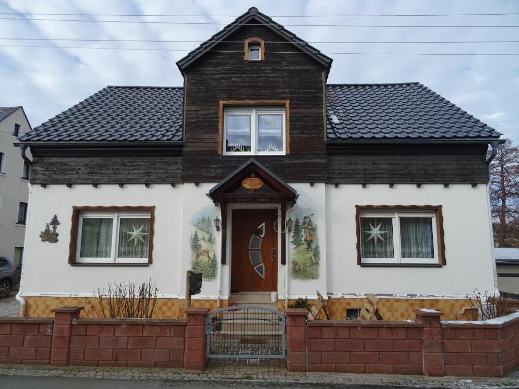 Appartement Ferienwohnung Fam. Schwind Uferweg 238c, 09474 Crottendorf