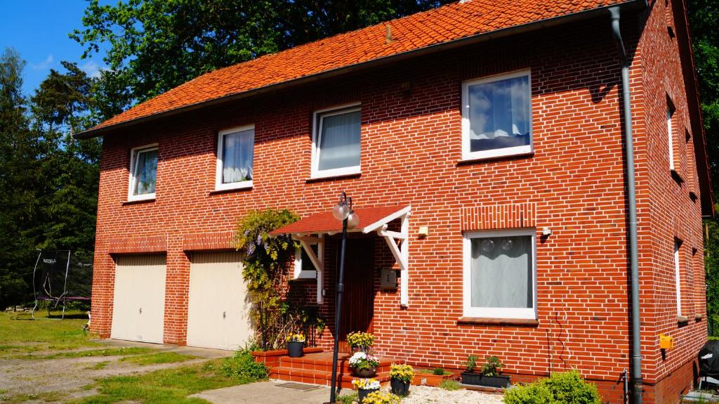 Appartement Ferienwohnung Familie von Seggern Schwarze Höhe 18, 29646 Bispingen