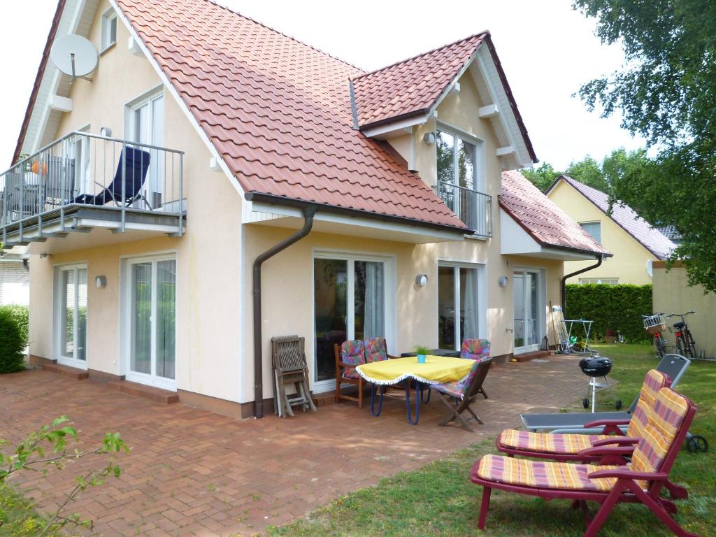 Appartement Ferienwohnung Florenz Am Waldwinkel 20, 17459 Ostseebad Koserow