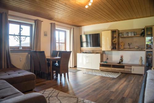 Appartement Ferienwohnung Freudensee im Bayerischen Wald - Pool, Sauna 1 Am Waldeck Hauzenberg