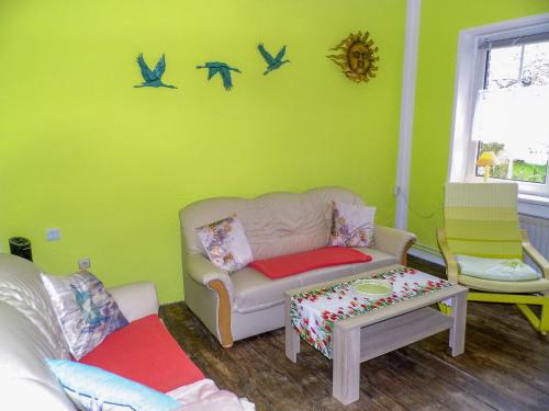 Appartement Ferienwohnung Gluehwuermchen Kastanienallee 11 Barnin
