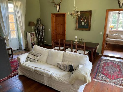 Appartements Ferienwohnung Gutshaus Granzow - Im Gutshaus wohnen Barenthiner Weg Gumtow