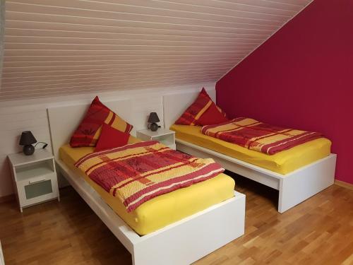 Appartement Ferienwohnung Hedi 4 Blumenstraße Mertloch