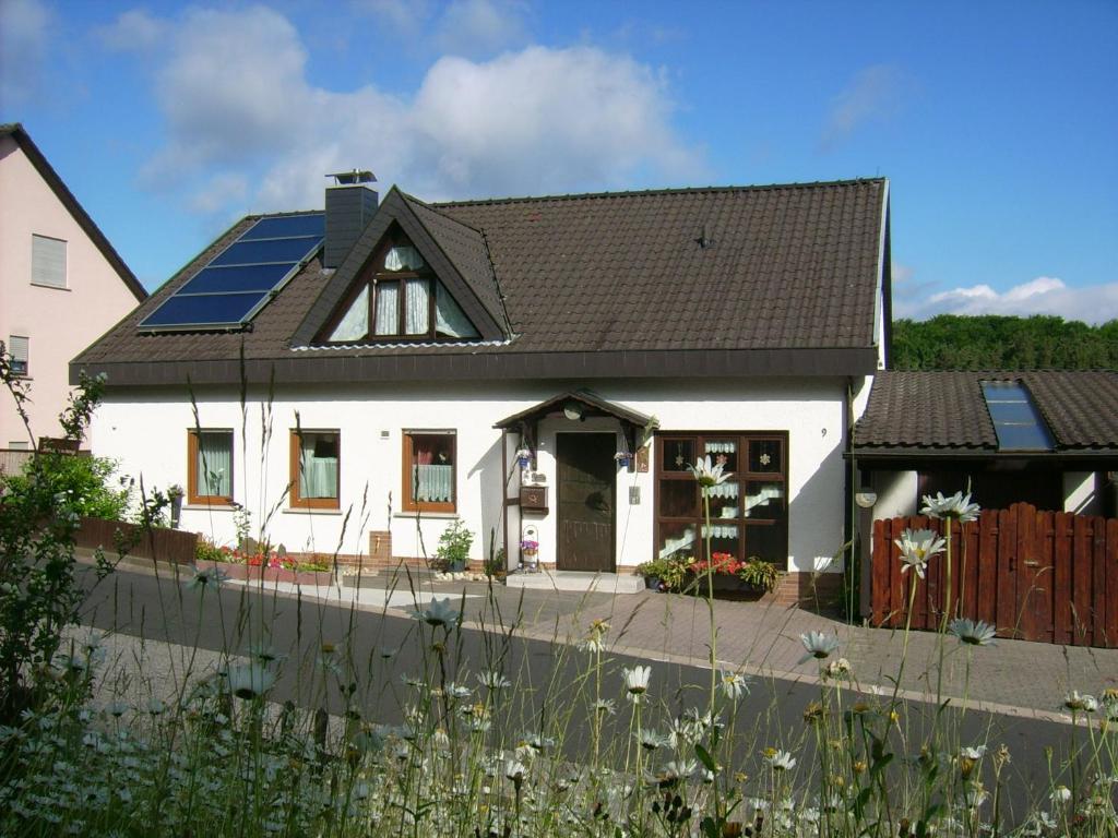 Appartement Ferienwohnung Heidelsteinblick Bergstraße 9, 97659 Schönau an der Brend
