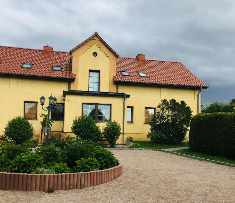 Appartement Ferienwohnung Heiligenhagen 5 Wokrenter Weg OT Heiligenhagen, 18239 Satow