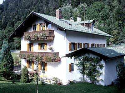 Appartement Ferienwohnung Holl Salzburger Straße 64, 83471 Berchtesgaden