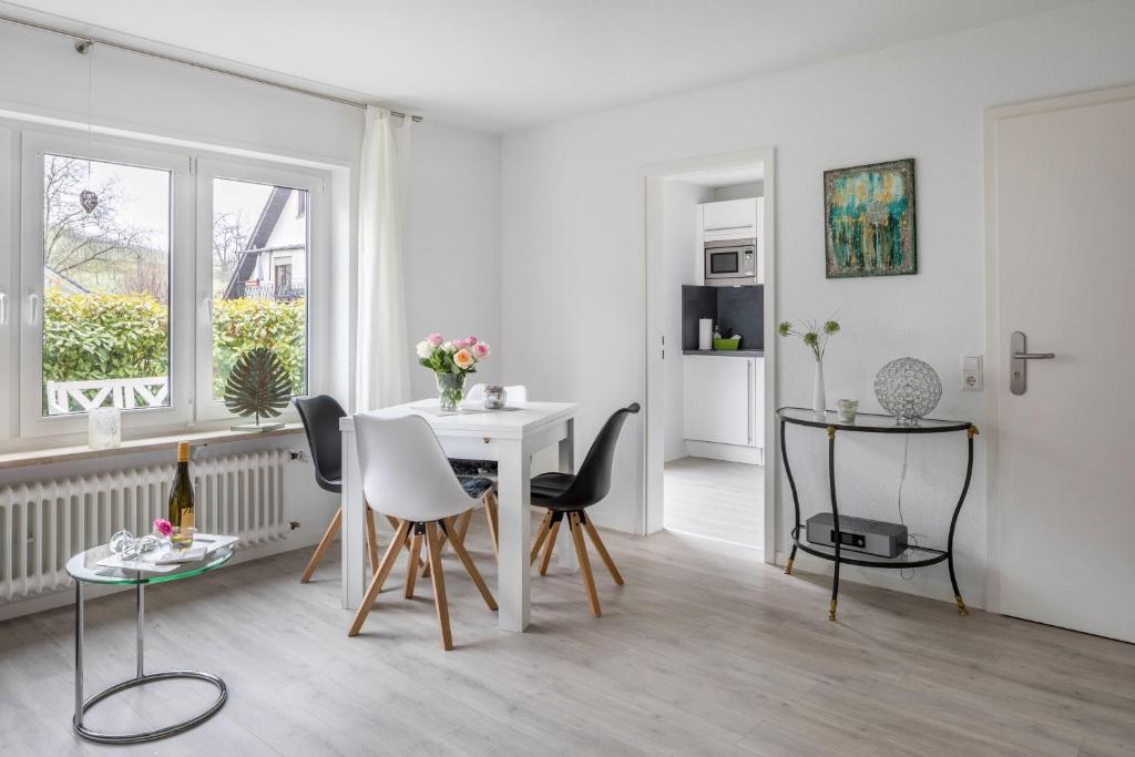 Appartement Ferienwohnung Holly Talhauser Str. 25 A, 79285 Ebringen