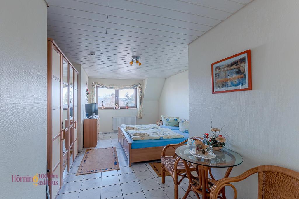 Appartements Ferienwohnung Hörning 9 Hinter Zäunen 1 Etage, 55595 Roxheim