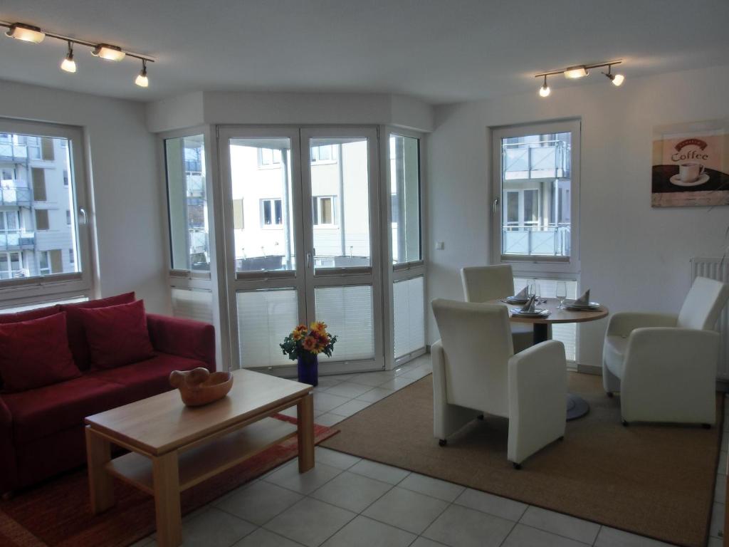 Appartement Ferienwohnung i13 Badeweg  8, 18181 Graal-Müritz