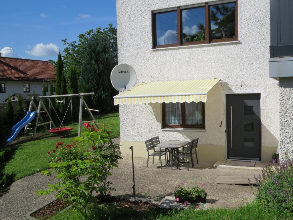 Appartement Ferienwohnung im Büchelsteiner Hof 2 St.-Ägidius-Platz, 94541 Grattersdorf