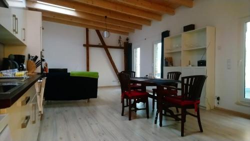 Appartement Ferienwohnung im Hinterhaus Meckelstraße 9 Halle-sur-Saale