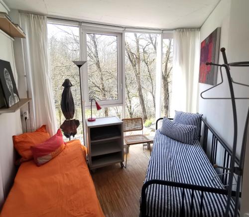 Appartement Ferienwohnung im Turm Bellevue 25 Im Burgstall 1.OG Sachsenheim