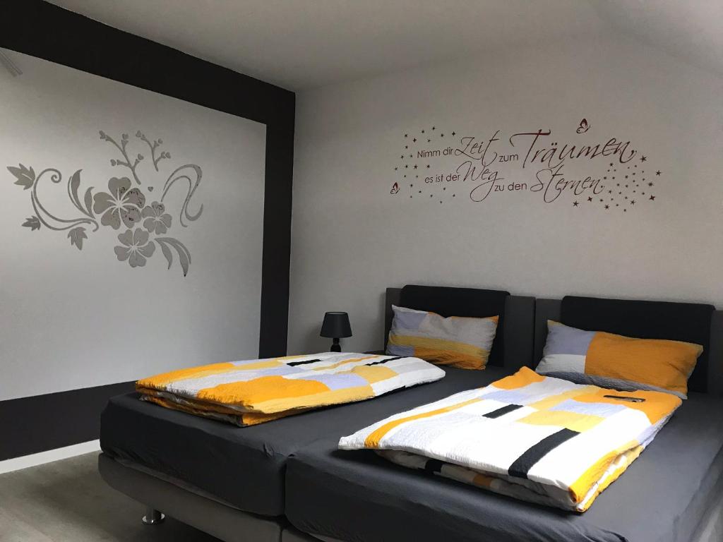 Appartement Ferienwohnung im Wonnegau Portugieser-Suite Flörsheim-Dalsheim Am Trappenberg 2, 67592 Flörsheim-Dalsheim