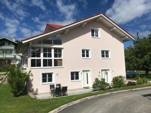 Appartement Ferienwohnung im Zentrum Hochriesstraße 9a Bad Endorf