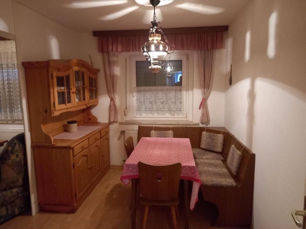 Appartement Ferienwohnung in Arzberg 1 Weißensteinstraße, 95659 Arzberg
