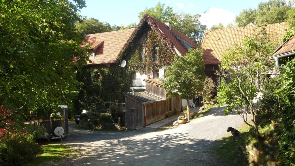 Appartements Ferienwohnung in den Dorfwiesen Sandberg 1, 36129 Gersfeld