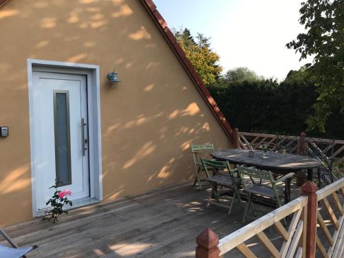 Appartement Ferienwohnung in der Uckermark am Oberuckersee OT Warnitz Lindenallee 22 a Dachgeschoßwohnung Warnitz