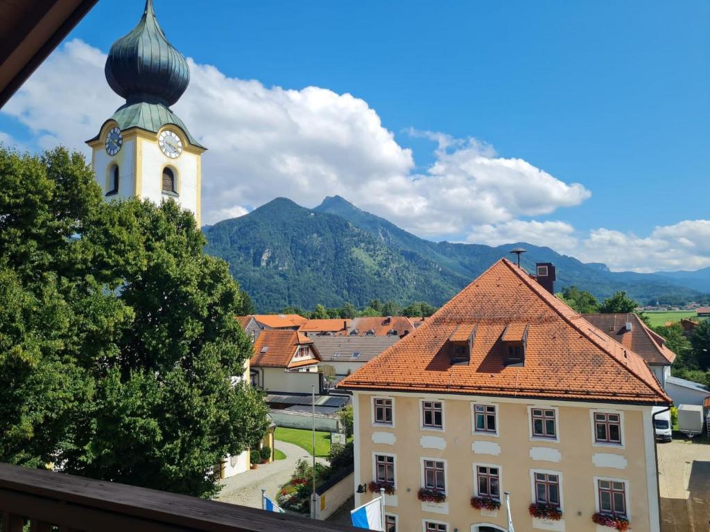 Appartement Ferienwohnung Kaiserblick Kirchplatz 8, 83224 Grassau