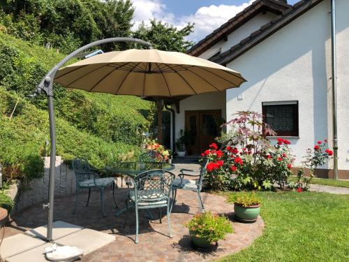 Appartement Ferienwohnung Kaiserstuhlblick An der Halde 4. Teningen